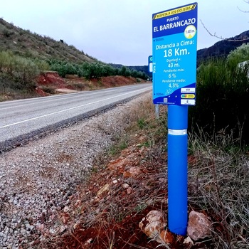 La Diputación mejora la señalización de puertos de montaña