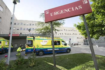 Un herido al caer en altura montando un escenario en Cuenca