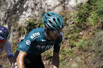 El Covid obliga a Héctor Carretero a dejar la Vuelta
