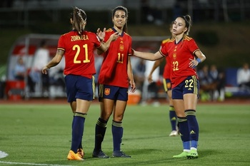 Alba Redondo repite en la lista de la selección española