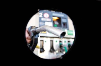 El precio del diésel bate un récord y supera al de la gasolina