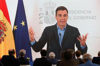 Sánchez ensalza su reforma fiscal