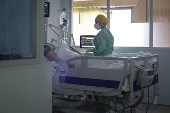 Se estabilizan las hospitalizaciones y contagios por Covid