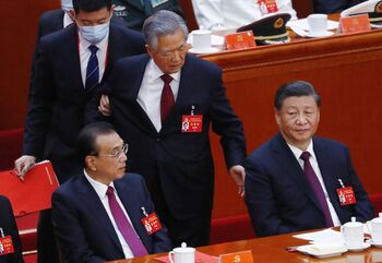 Hu Jintao abandona a la fuerza el Congreso del Partido Comunista