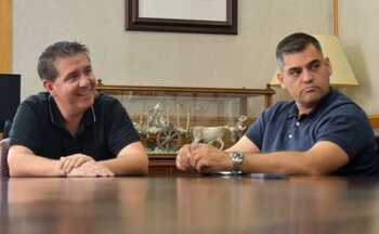 Cabañero se reúne con el reelegido presidente de la Apeht
