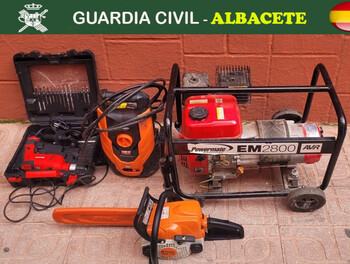 La Guardia Civil hace dos detenciones por robo en Alcaraz