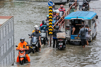 Suben a 14 los muertos por el tifón 'Doksuri' por Filipinas