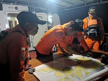 Al menos 15 muertos en un naufragio en Indonesia