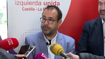 Crespo (IU) se ofrece como candidato de coalición de izquierda