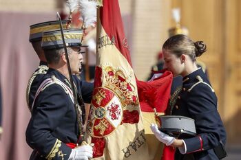 La Princesa Leonor jura bandera en Zaragoza