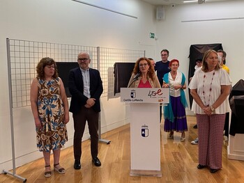 La Casa Perona acoge la exposición 'Arte a ciegas'