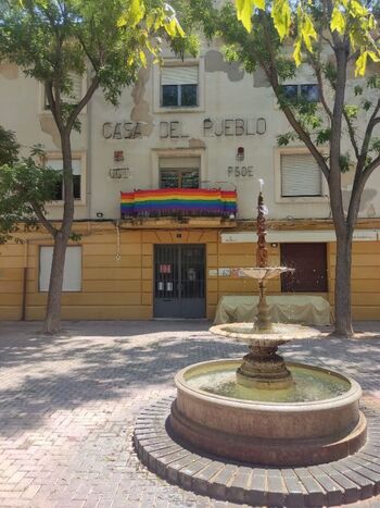 UGT Albacete condena el acto vandálico contra la bandera LGTBI