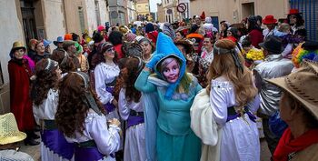 El desfile de la mujer carnavalera no defraudó