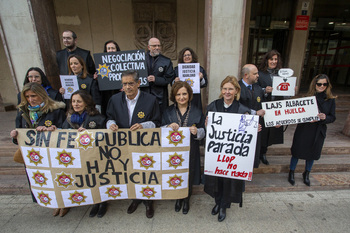 La huelga de LAJ deja 1.400 juicios suspendidos en la capital