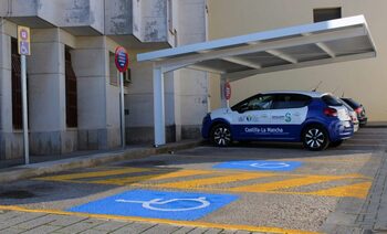 La Roda quiere más 'parkings' de movilidad reducida