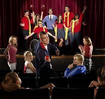 Un documental analiza las tragedias de la 'maldita' 'Glee'