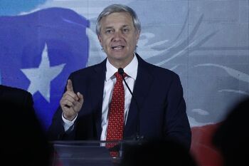 Kast arrasa en las elecciones constituyentes de Chile