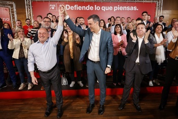 Sánchez defiende la política PSOE basada en el interés general