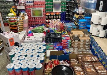 La Guardia Civil interviene 118.000 productos de alimentación