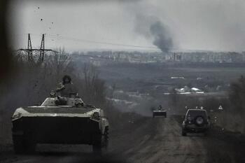 Rusia avanza en Bajmut y Ucrania mantiene su resistencia