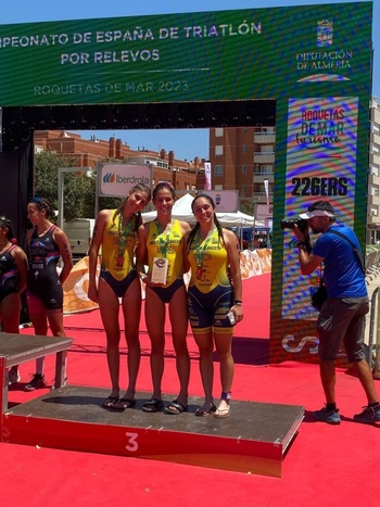 El Club Triatlón Albacete femenino logró un bronce histórico