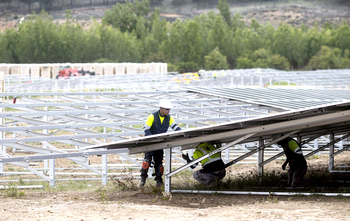 Regantes de Fuente Álamo promueven una planta solar