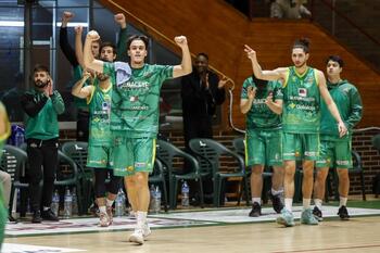 El Albacete Basket vence y se medirá al Santfeliuenc