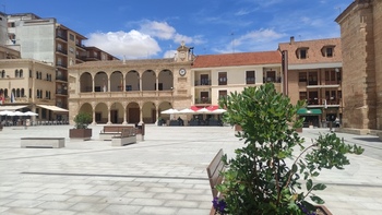 Dos plazas fijas de auxiliar administrativo en Villarrobledo