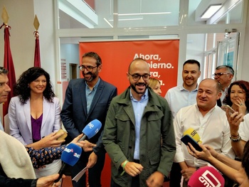 El PSOE critica duramente el primer año de Gobierno de Serrano