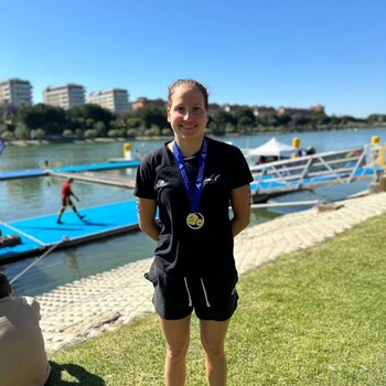 Marta Carmona, campeona nacional júnior en aguas abiertas